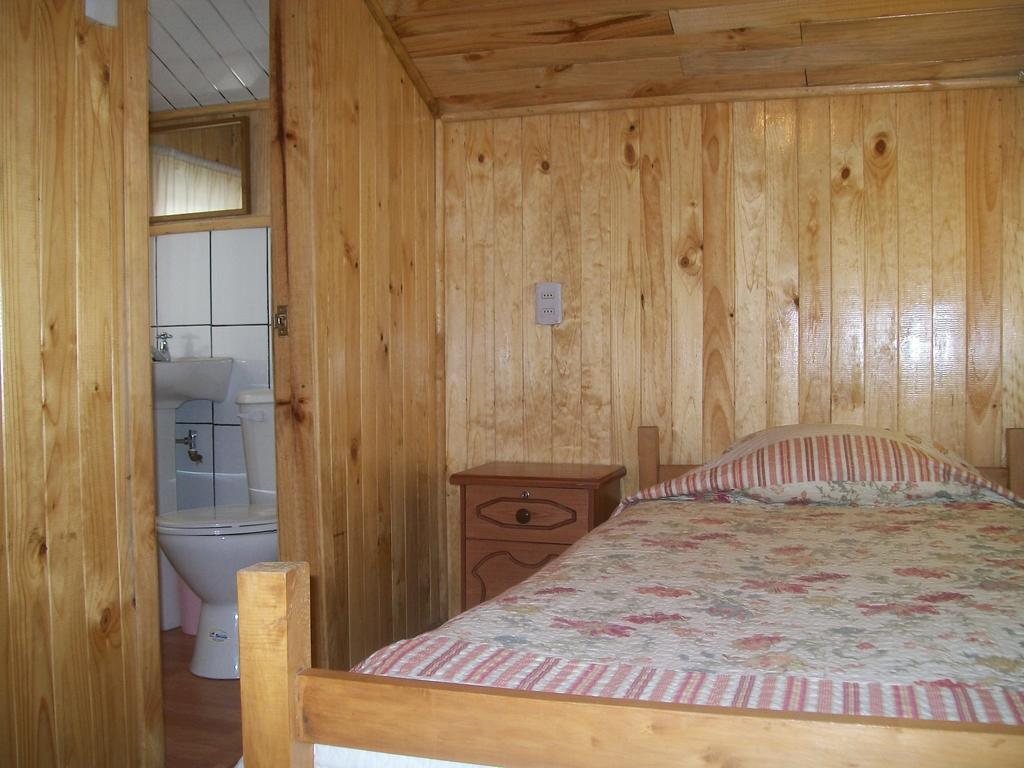 Hotel Hostal Austral Ancud Habitación foto